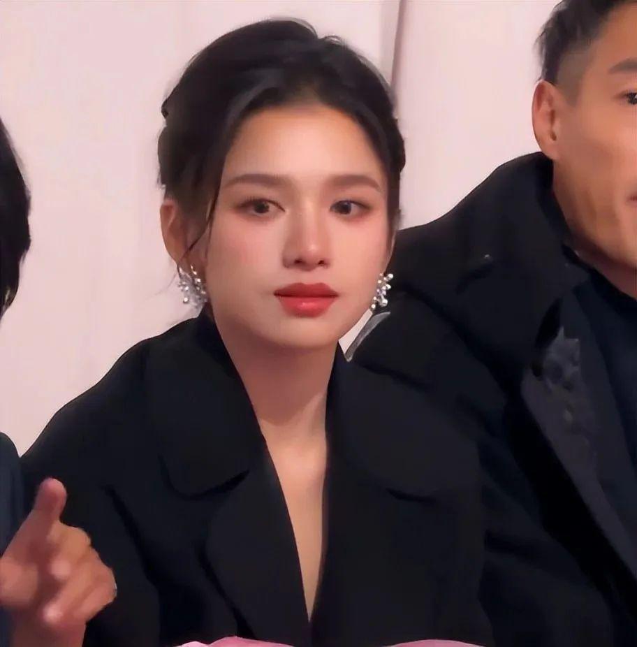 赵今麦和张婧仪品牌宣传，我才明白骨相美和皮相美的区别