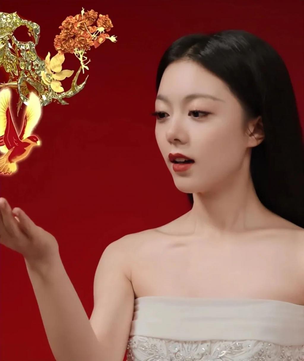 赵今麦和张婧仪品牌宣传，我才明白骨相美和皮相美的区别