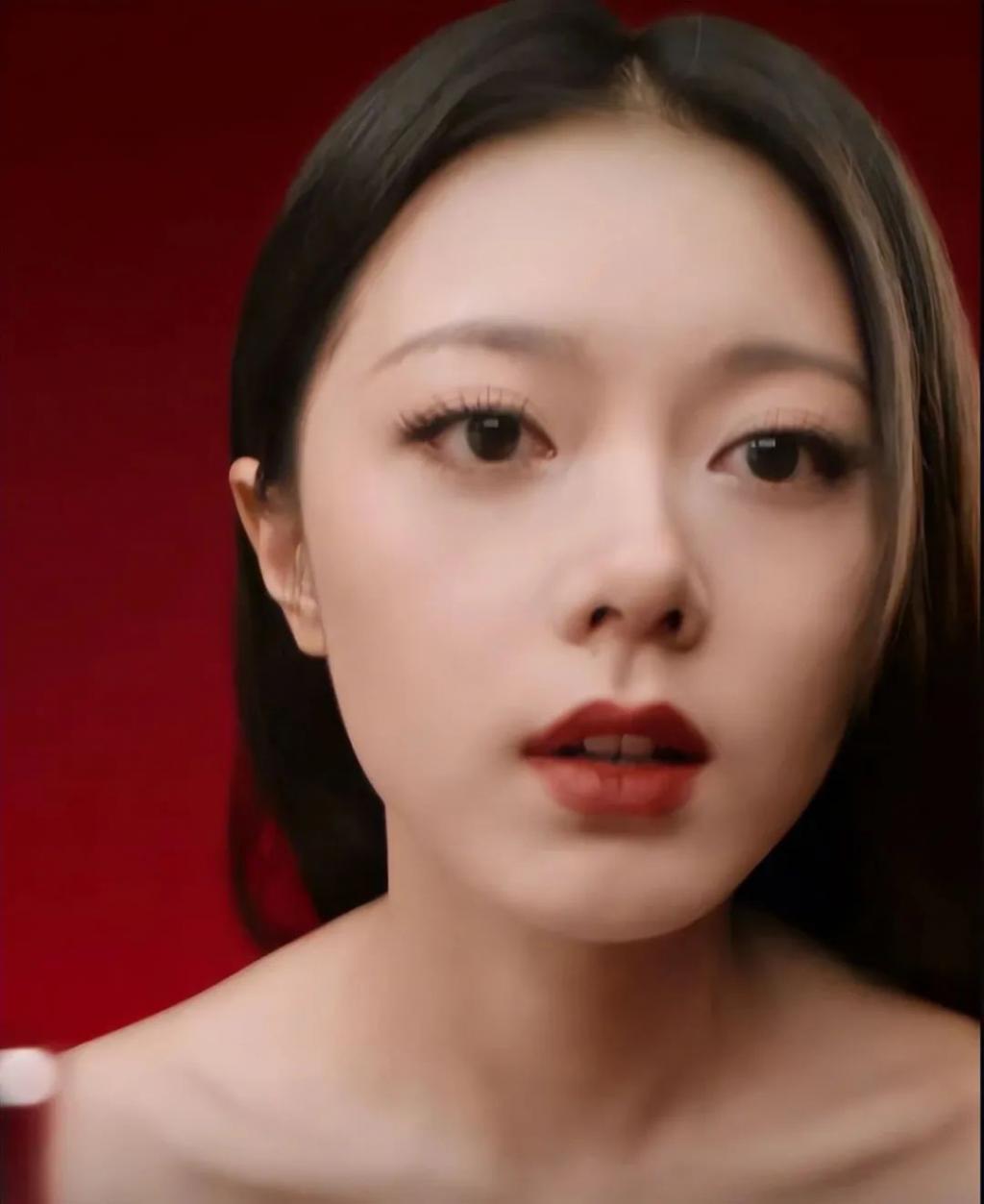 赵今麦和张婧仪品牌宣传，我才明白骨相美和皮相美的区别