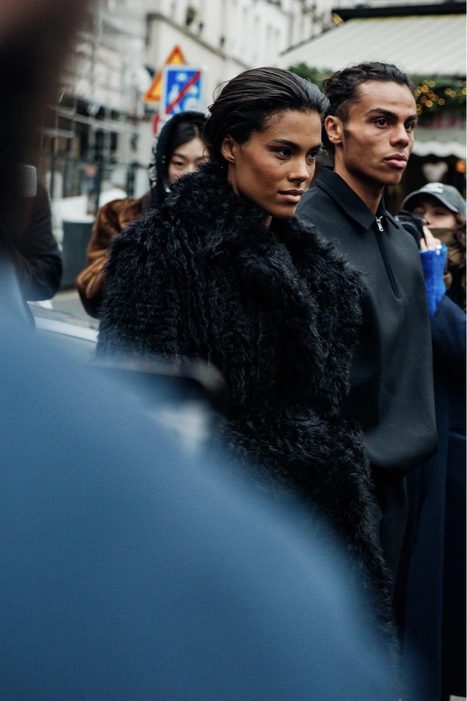 何超琼、黄仁勋都在穿的“东北老钱风”，已经火遍全球？