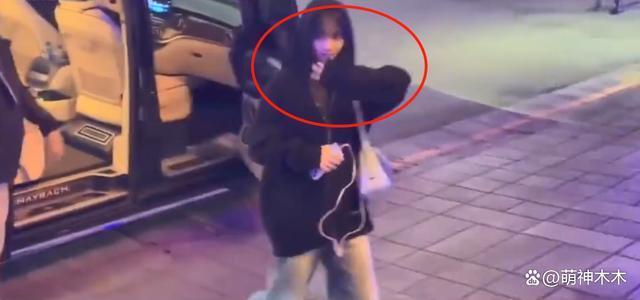 00后爱豆12次签售认不出中粉，区别对待中韩粉丝？