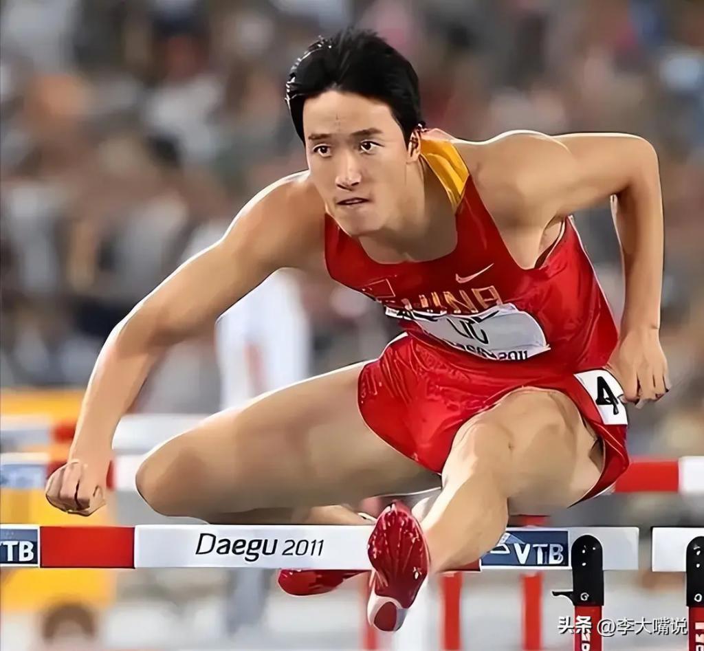 40岁刘翔身价10亿，退役7年，二婚六年无儿无女