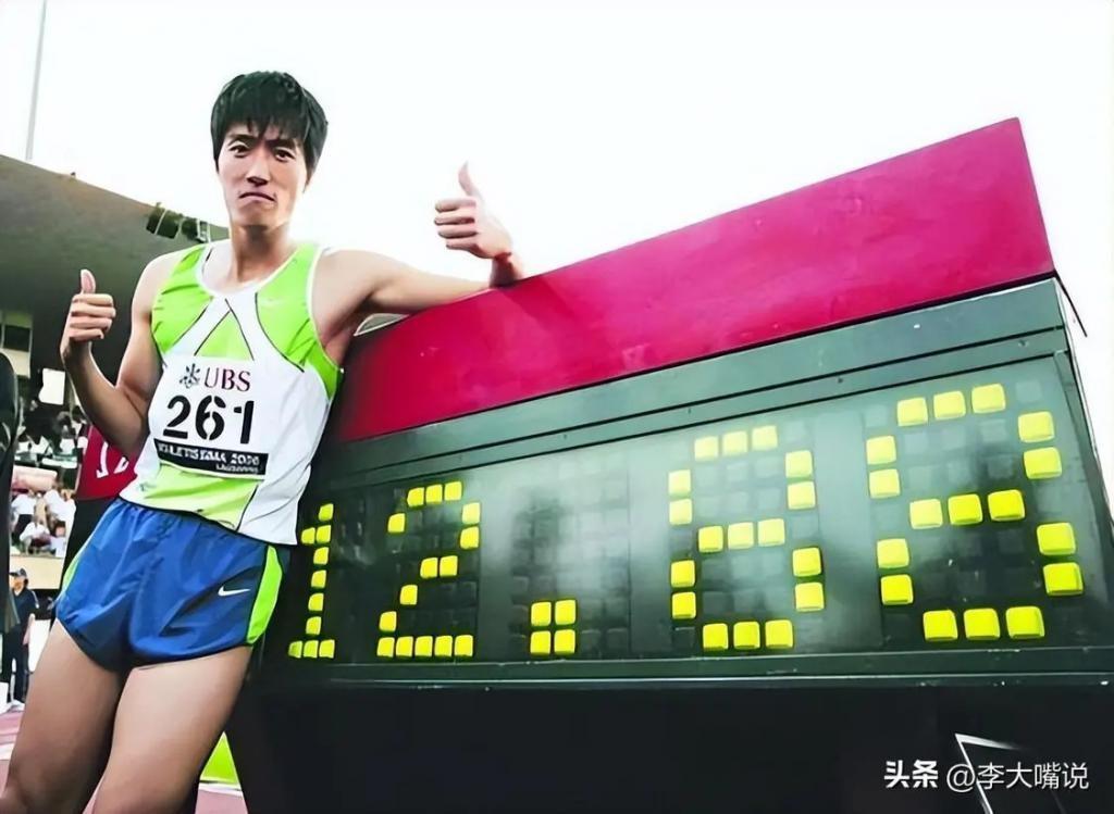 40岁刘翔身价10亿，退役7年，二婚六年无儿无女