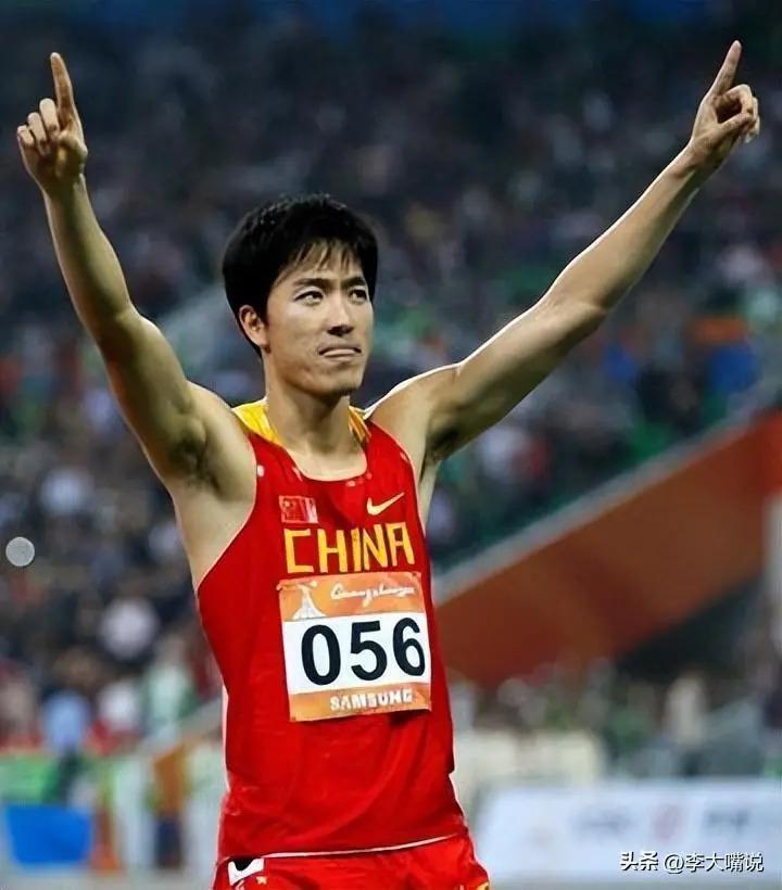 40岁刘翔身价10亿，退役7年，二婚六年无儿无女