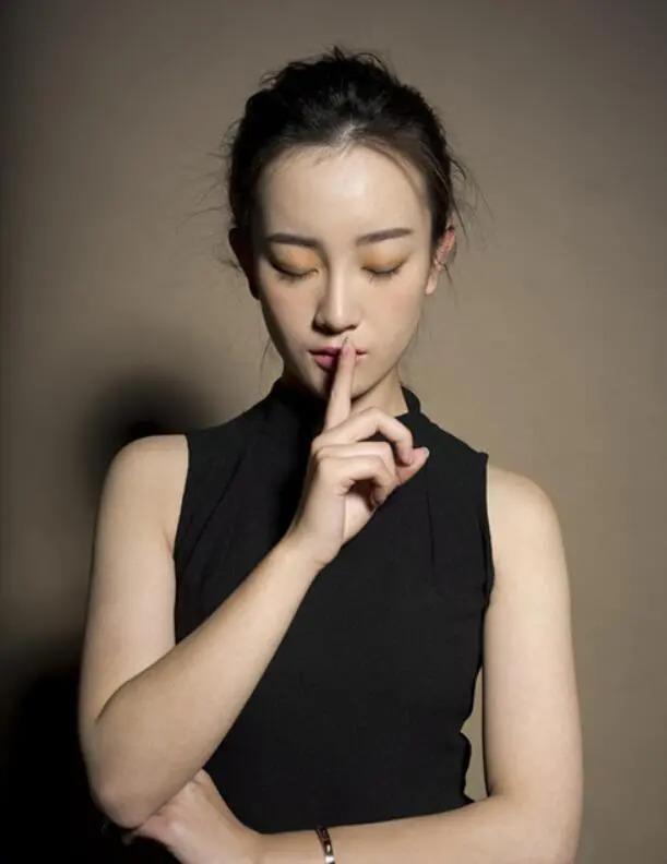 挑衅原配缺爱整容，无戏可拍备孕失败，张檬被暗讽是报应
