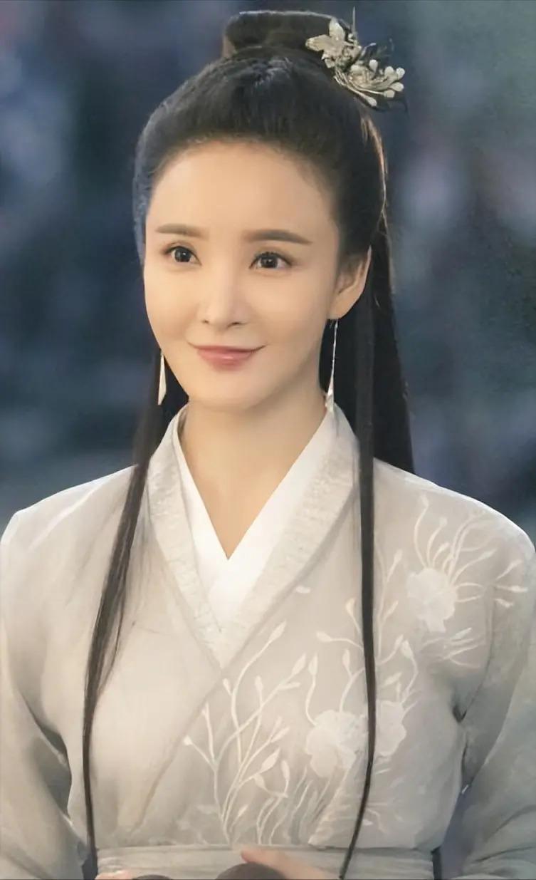 挑衅原配缺爱整容，无戏可拍备孕失败，张檬被暗讽是报应