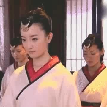 挑衅原配缺爱整容，无戏可拍备孕失败，张檬被暗讽是报应
