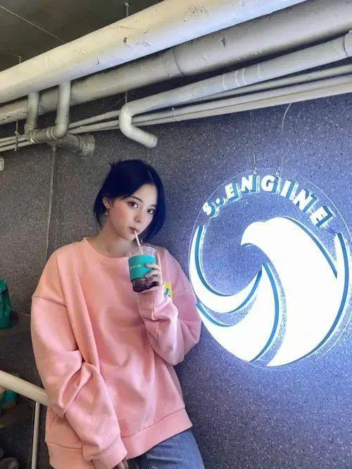 白瞎这张脸了