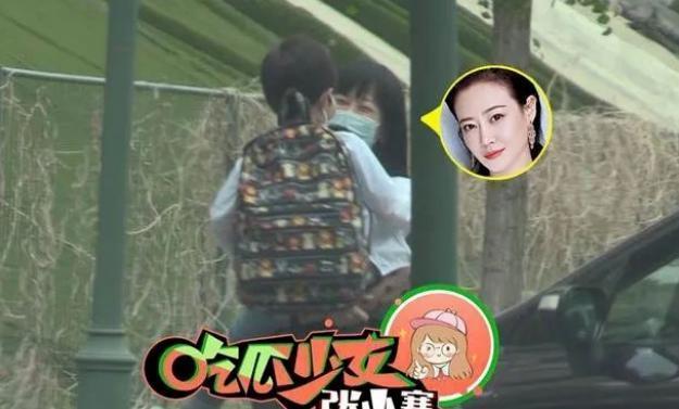 暧昧到网友大喊：在一起吧！原来并不是情侣啊……
