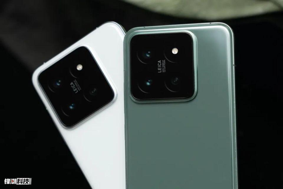 啧啧，小米这满血小屏，果然没对手