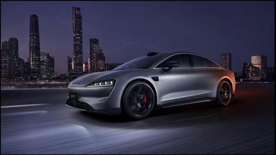 华为智界S7交付难题：奇瑞代工日产量仅数十台