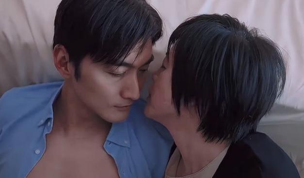 谁说情妇必须年轻貌美，54岁王柠：这才是教科书式撩汉