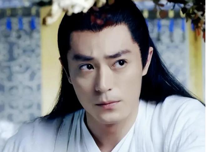 她的脸，这么快就崩了？