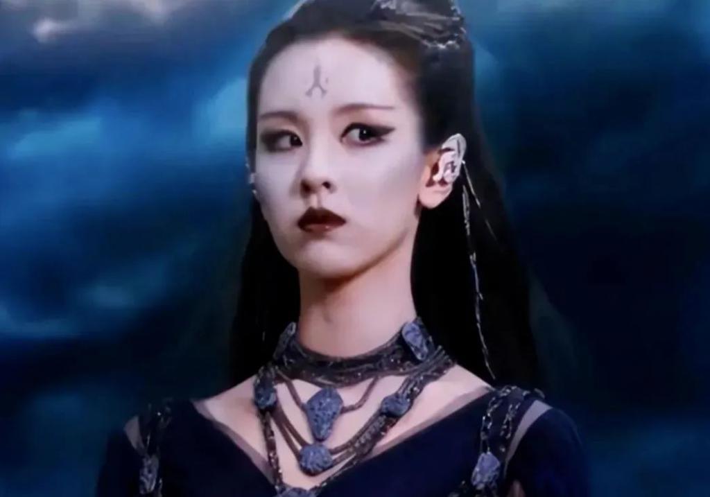 她的脸，这么快就崩了？