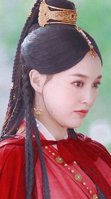 她的脸，这么快就崩了？