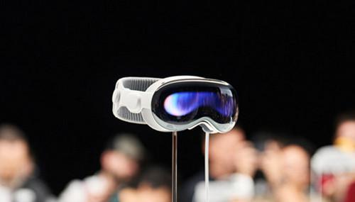 苹果Vision Pro遭黄牛用机器人抢购 有黄牛成功预订1592台
