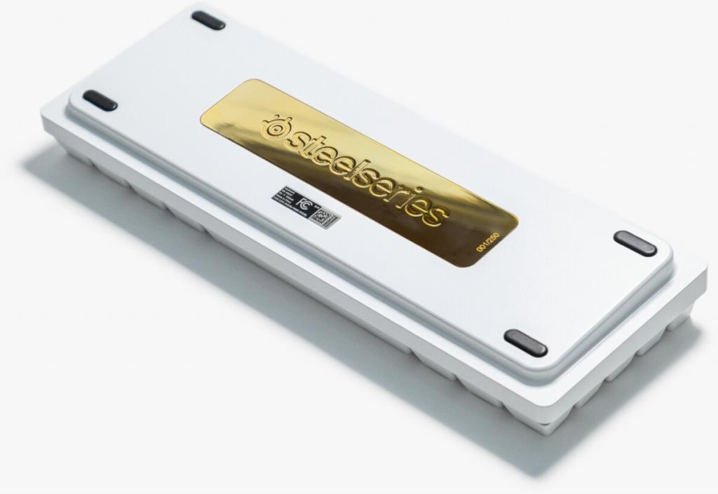 赛睿推出“白金版”APEX PRO MINI 限量机械键盘，售 379.99 美元