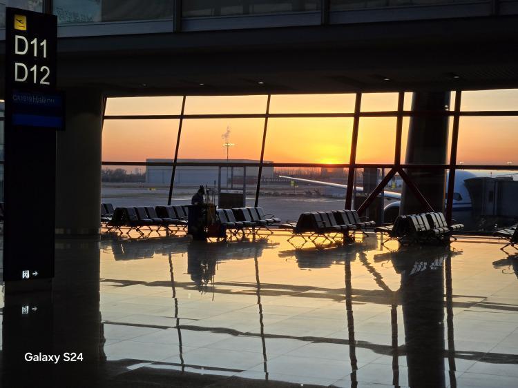 三星Galaxy S24：AI的终极形态，就是让你感受不到它的存在