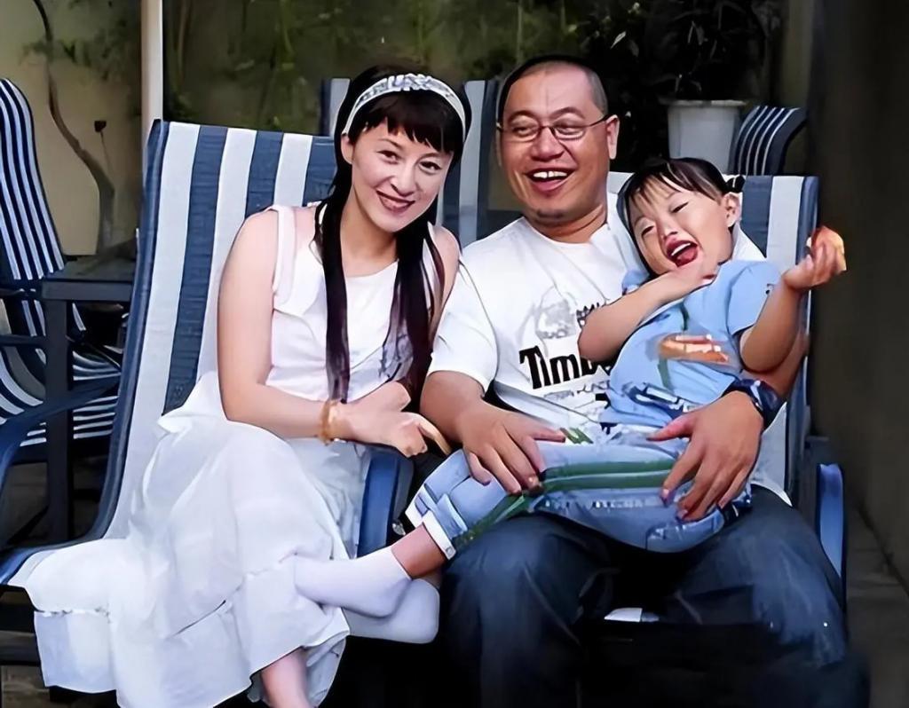 因丈夫丑不想要孩子,受到婆婆开导后,女儿如今貌美如花