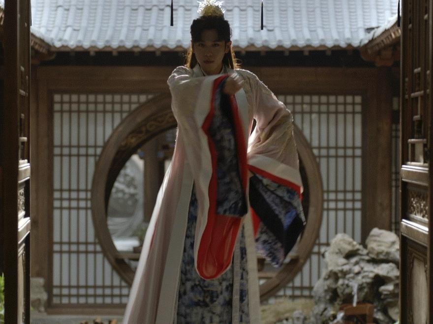 庆余年2预告：毛晓彤肿了，张若昀更帅了，被庆帝新老婆惊艳了