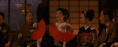 看腻了网红小花，开始怀念科班“青衣脸”？