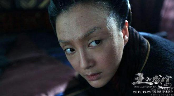 秦岚为了身材有多拼？90斤还不吃晚饭和主食