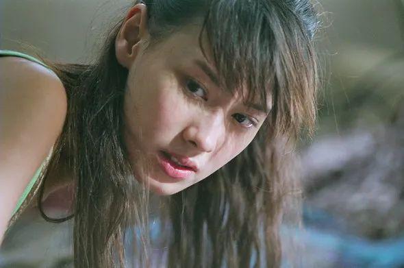 恭喜“豪门弃妇”终于洗白