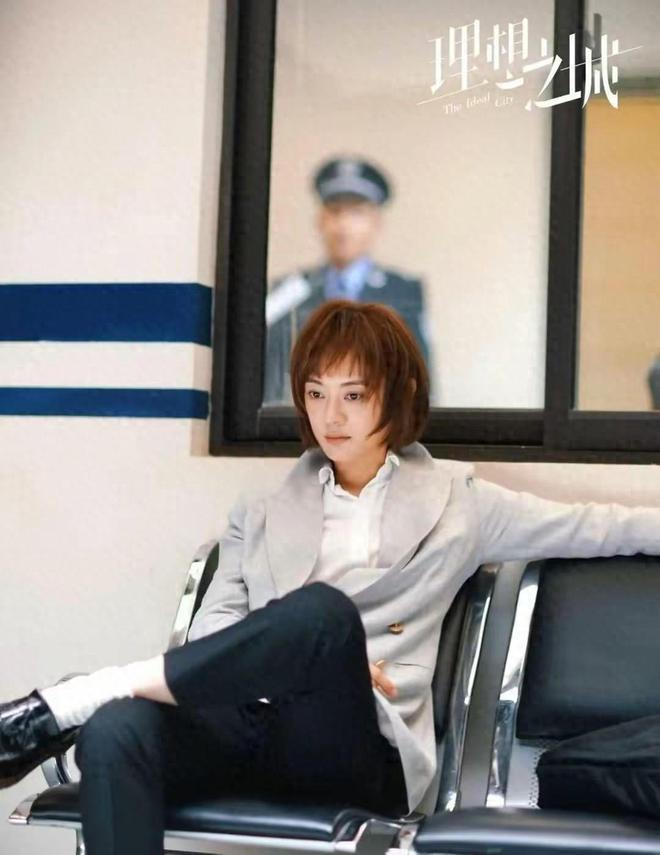 央视终于对“性缘脑”出手了，孙俪的话应验了