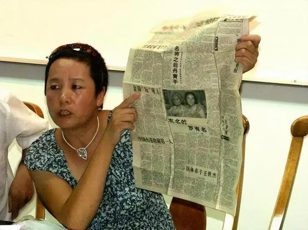 赵忠祥病逝4年，再看遗孀的选择，才知道夫妻俩有多明智