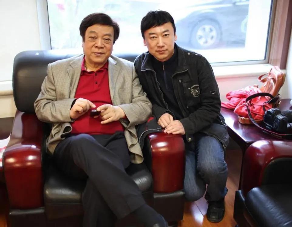 赵忠祥病逝4年，再看遗孀的选择，才知道夫妻俩有多明智