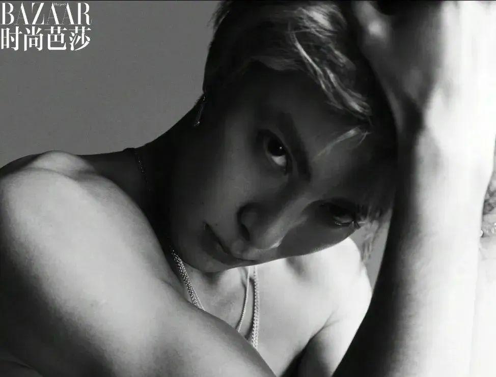 王鹤棣新封卖出近800万,大粉催销量惹争议