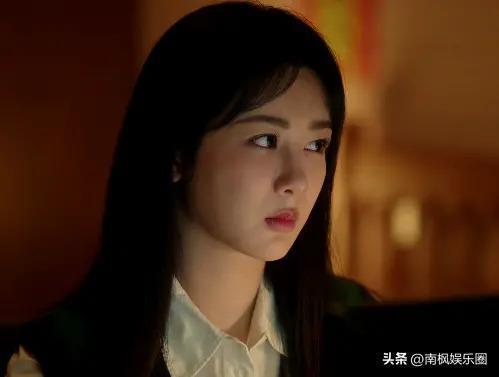 杨紫《热辣滚烫》造型略显僵硬，靠春节档开启电影之路？