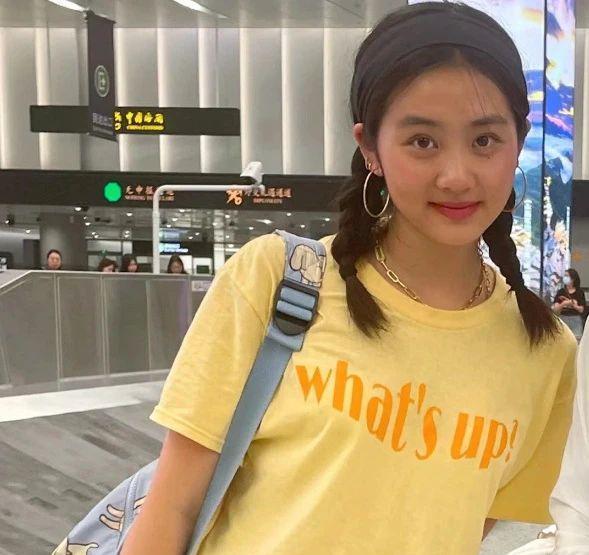 额，她确定她能火吗？