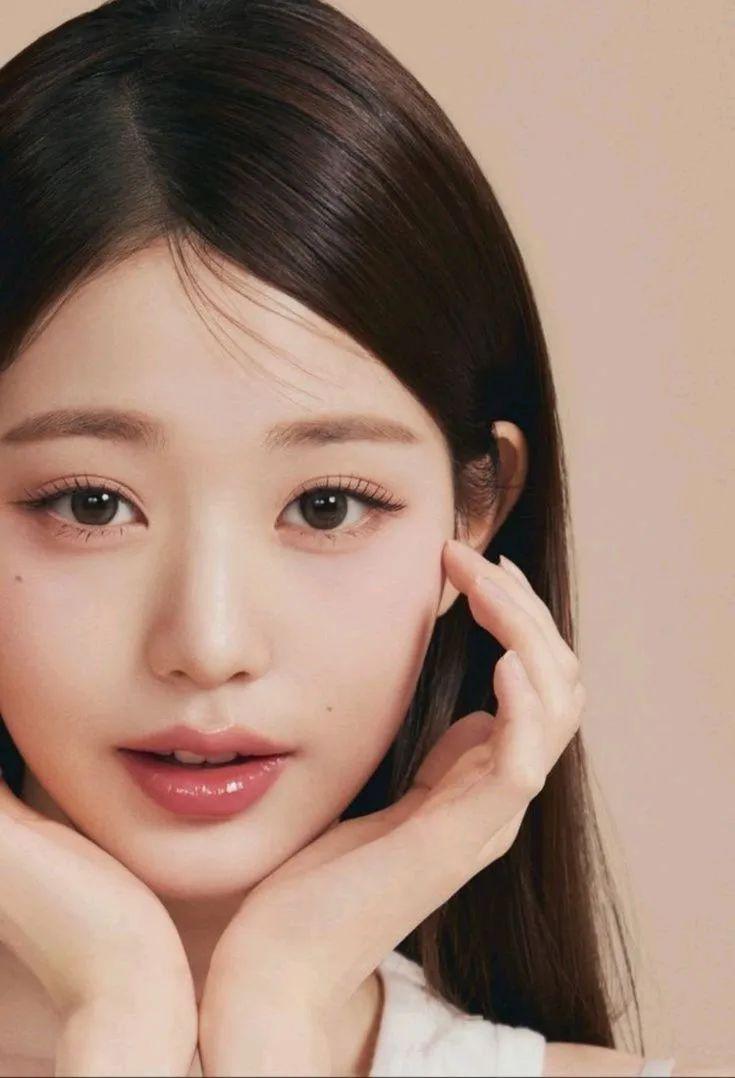 乖乖女的微笑唇，是谁还在吹