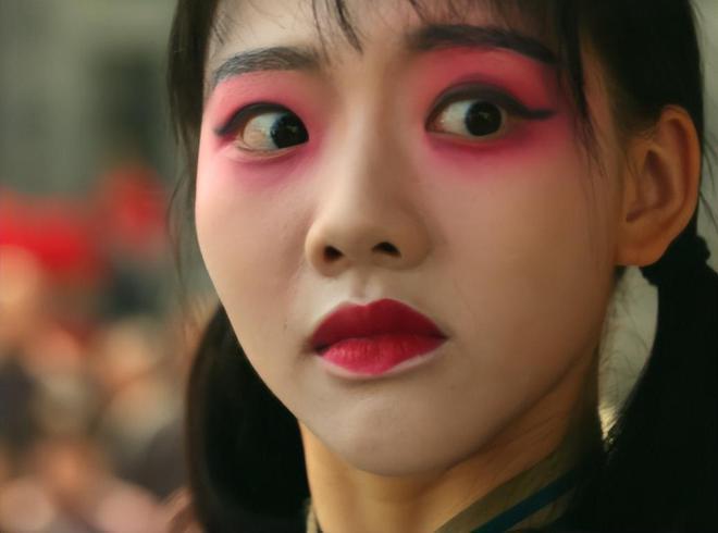 才播2集，收视率破2.2，这部央视年代剧必须熬夜狂追
