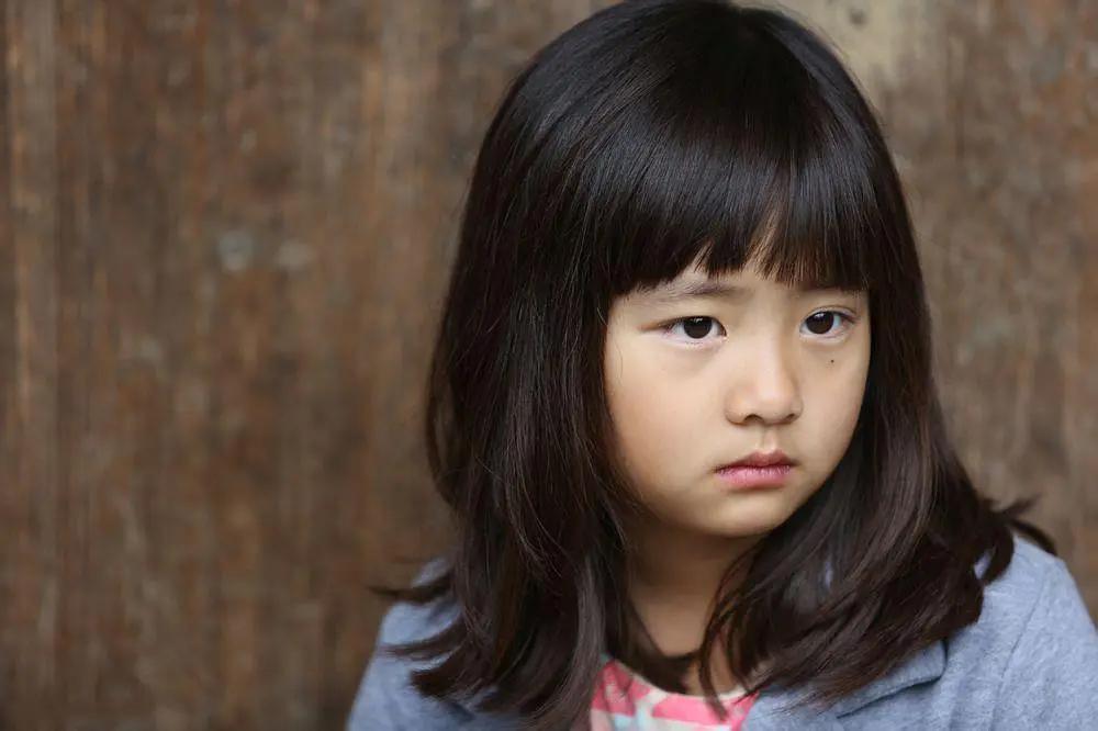 孙俪妹妹、黄磊女儿，刚开年这些“关系户”就露了馅