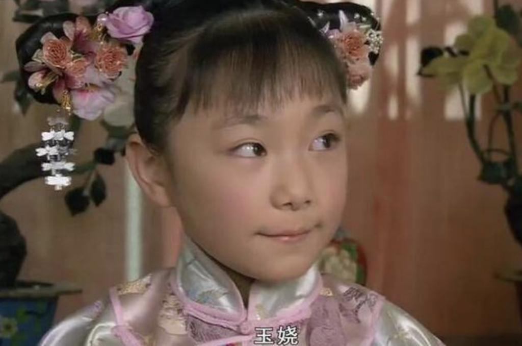 孙俪妹妹、黄磊女儿，刚开年这些“关系户”就露了馅