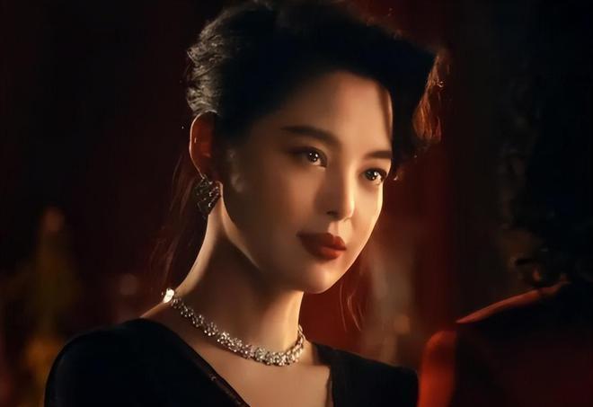 《繁花》李李：一生两个男人都爱而不得，结局出家让网友们意难平