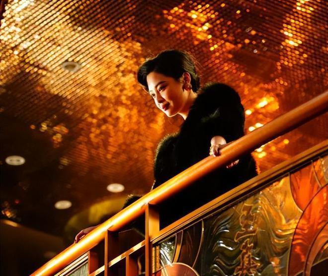 《繁花》李李：一生两个男人都爱而不得，结局出家让网友们意难平