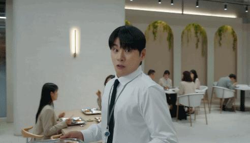 这个剧情，我好像在八百年前看过……