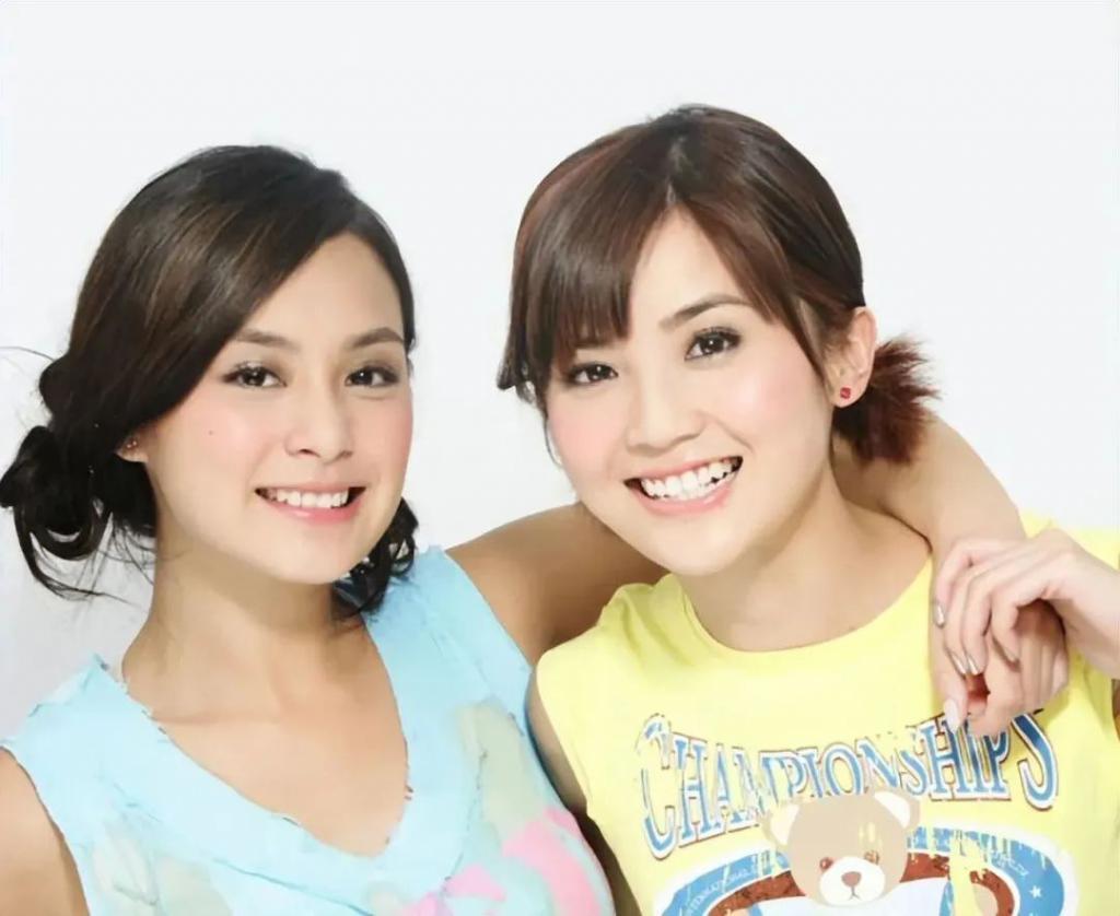 当阿娇跟阿Sa站在一起，我才明白，什么叫顶级骨相