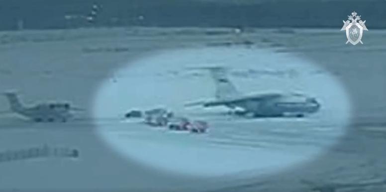 俄罗斯公布关键画面！乌克兰：将利用一切手段查明事件真相！普京：最有可能击落运输机的是