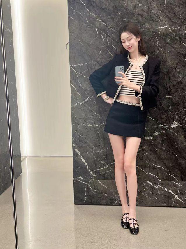 曝52岁汪峰娶陈露！两人逛街被偶遇，女方社交账号曝光，汪峰否认