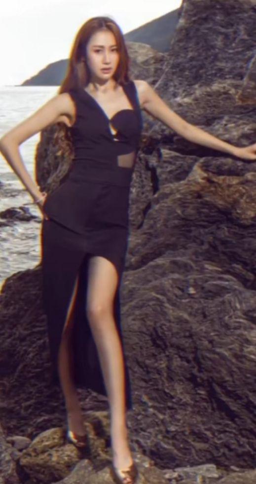 曝52岁汪峰娶陈露！两人逛街被偶遇，女方社交账号曝光，汪峰否认