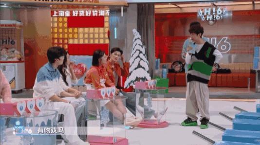 吴磊：“你有男朋友了吗？”，赵今麦笑而不答