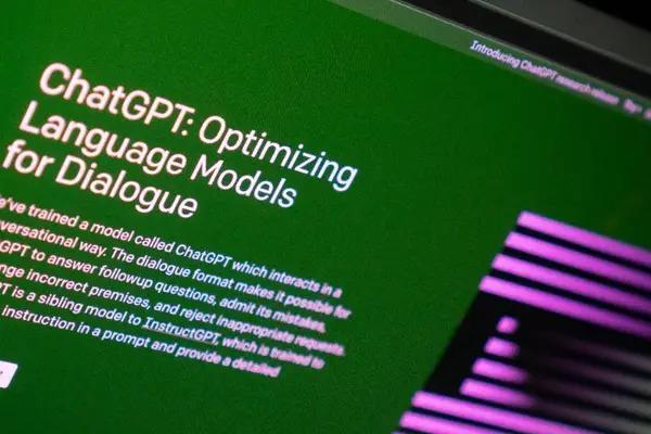 ChatGPT救不了必应