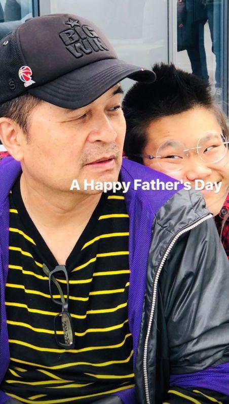 毕福剑27岁女儿毕凌罕晒素颜照，瘦了一圈显秀气，造型越来越淑女