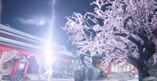 永夜星河：虞书欣不夹了，陈都灵不土了，我却被43岁阿娇惊艳了