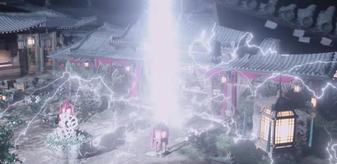 永夜星河：虞书欣不夹了，陈都灵不土了，我却被43岁阿娇惊艳了