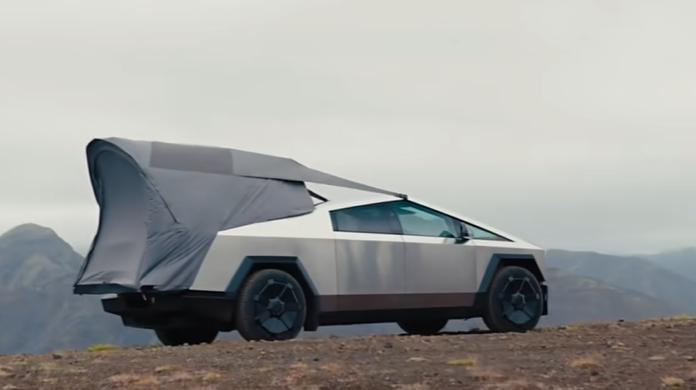 我替你们去看了看Cybertruck，这车真的是大到离谱。